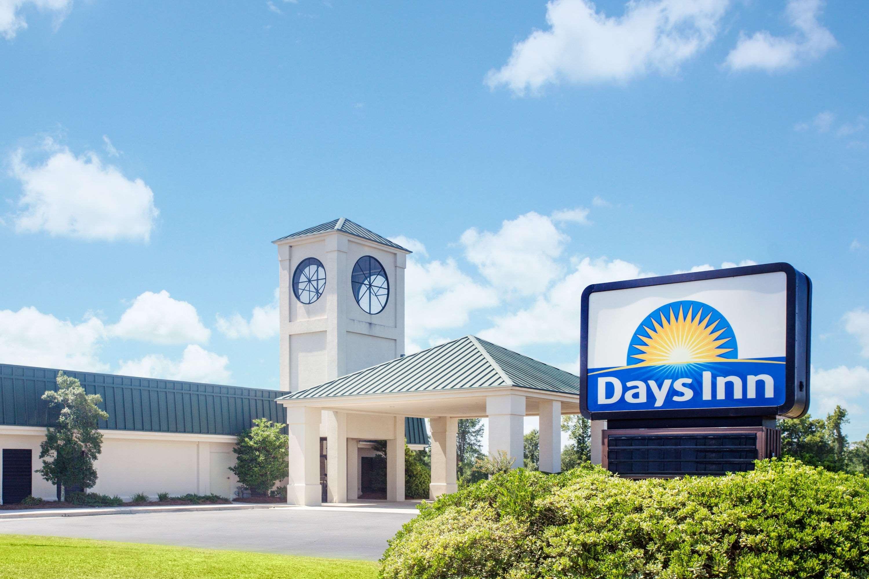 Days Inn By Wyndham Metter Экстерьер фото